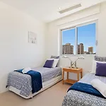 Eden Apartments Unit 1001 - Luxury 3 Bedroom Penthouse Close To The Beach In Rainbow Bay Coolangatta