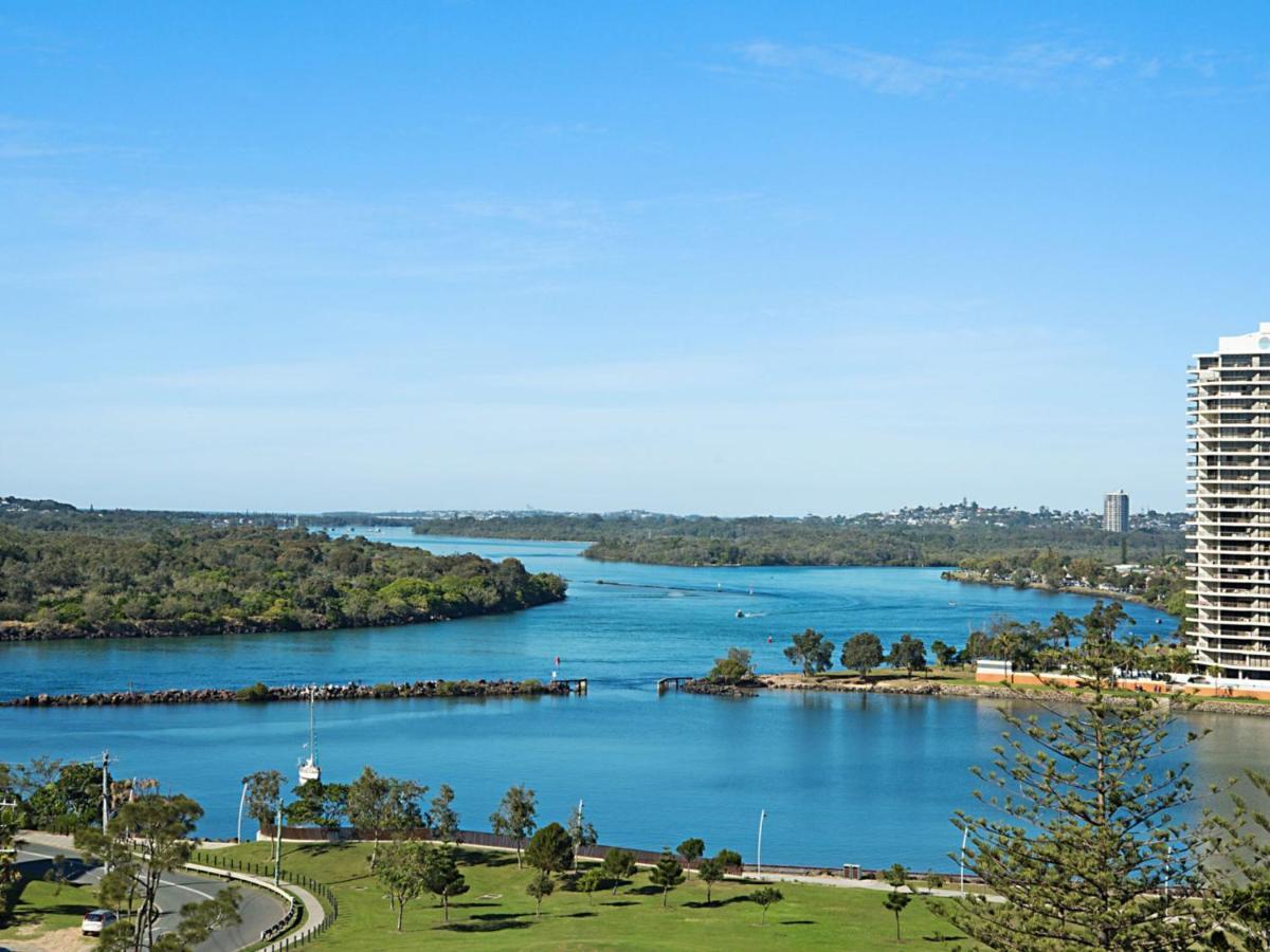 Eden Unit 1001 - Luxury 3 Bedroom Penthouse Close To The Beach In Rainbow Bay Coolangatta Apartment Gold Coast